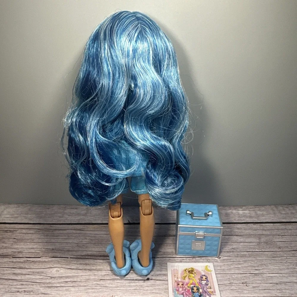 Rainbow High Jr High PJ Party Skyler Blue 9'' Posable Doll with PJs & Slippers